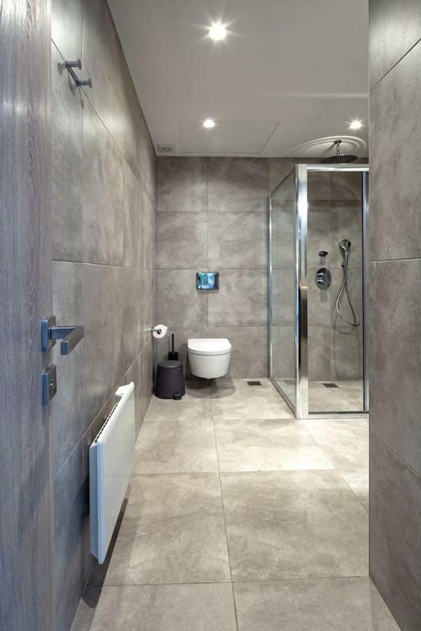 The Apartment 2 Bdrs/2 Baths Luxury Residence Athena Bagian luar foto