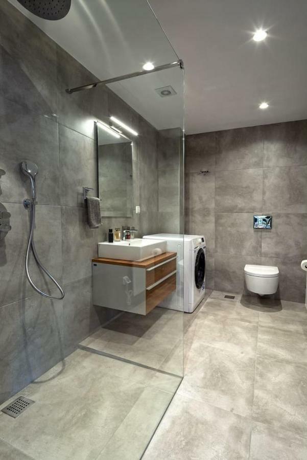 The Apartment 2 Bdrs/2 Baths Luxury Residence Athena Bagian luar foto