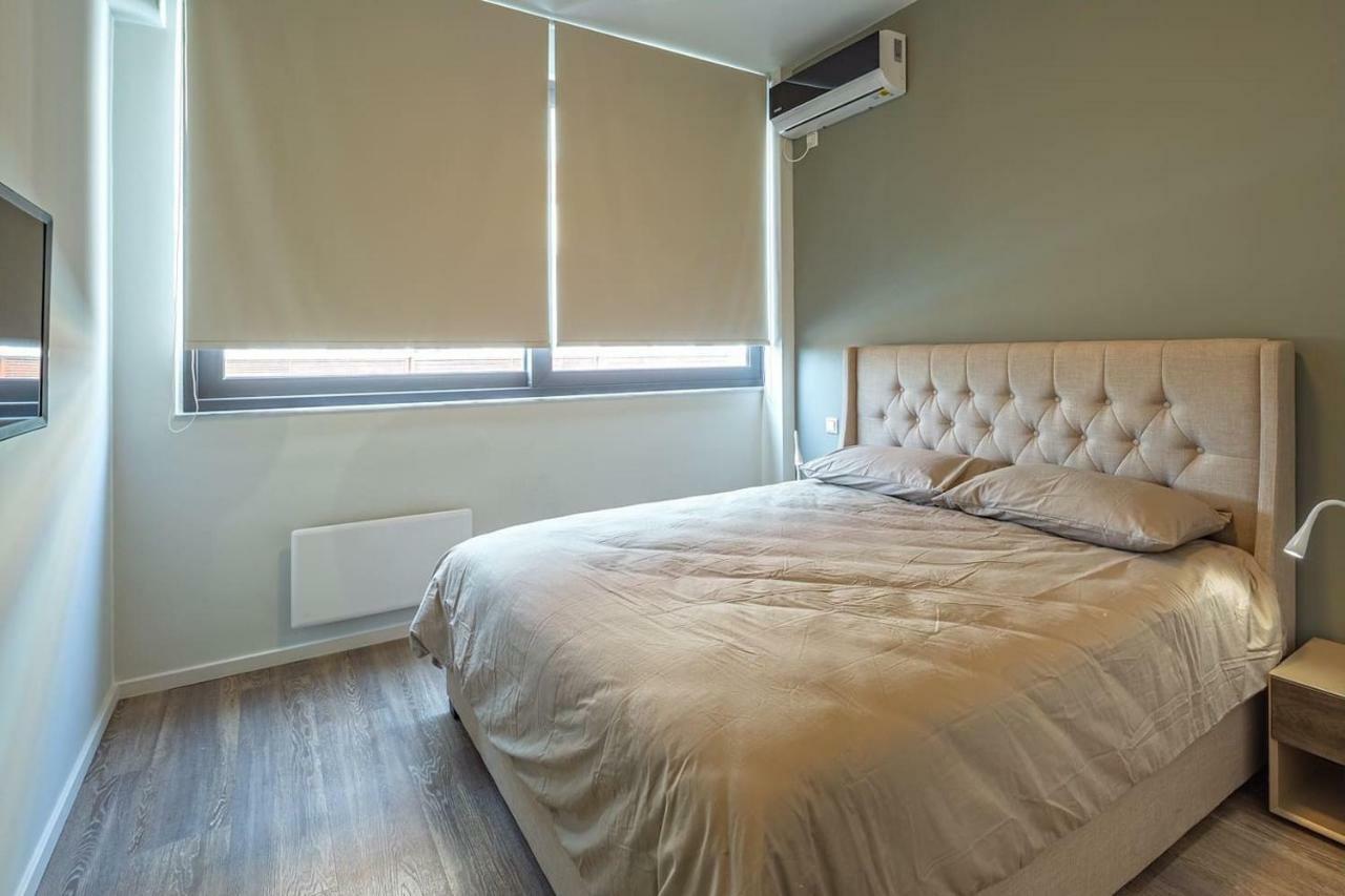 The Apartment 2 Bdrs/2 Baths Luxury Residence Athena Bagian luar foto